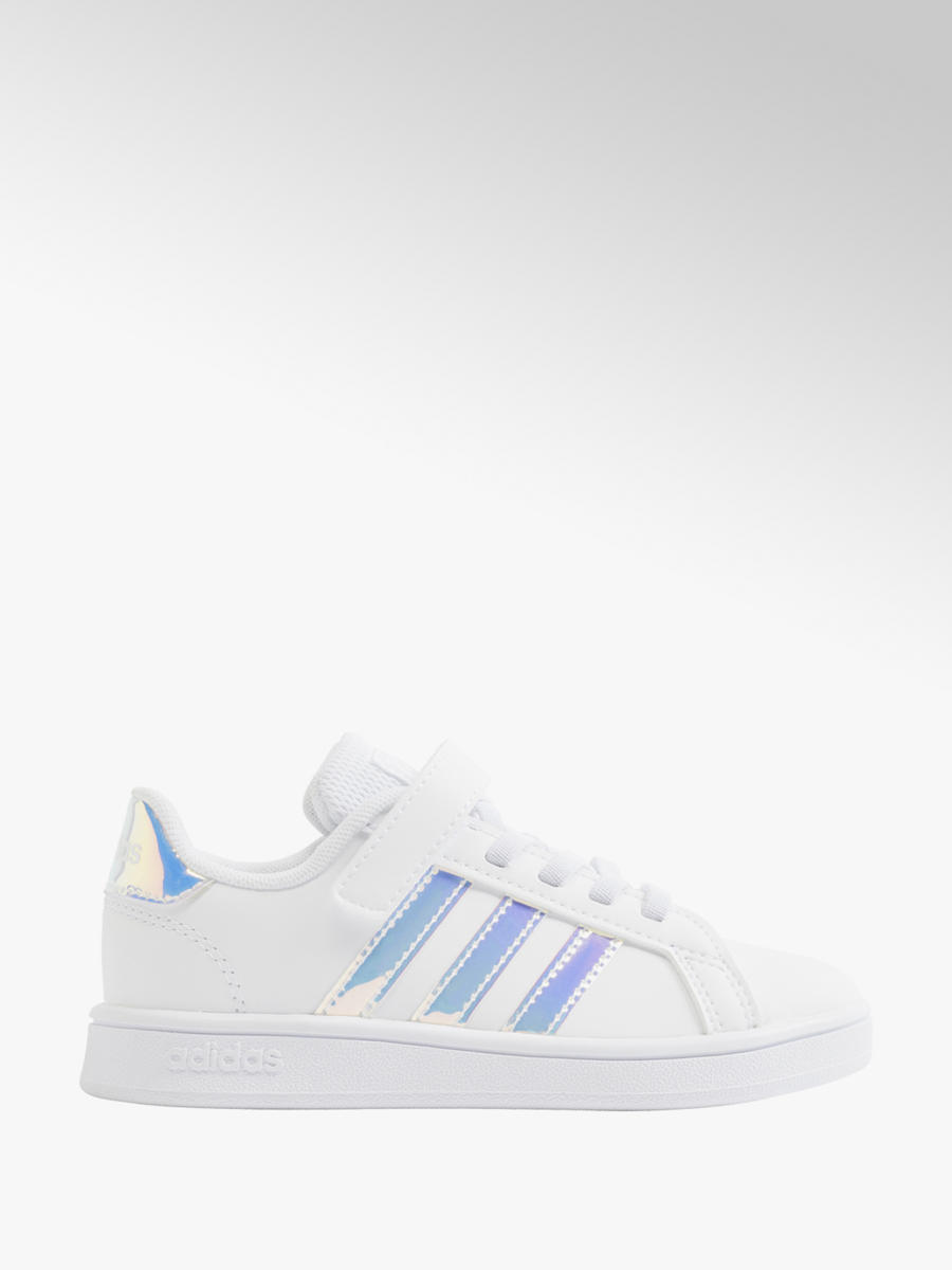 Sneaker GRAND COURT SHINY HOLOGRAPHIC von adidas in weiß Sneaker GRAND COURT BASE SHINY HOLOGRAPHIC von adidas in